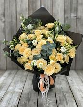 Букет цветов из:  Розы и Лизиантусы #REPLACE_PRED# Таксимо