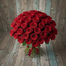 Букет 55 Красных роз Фридом #REPLACE_PRED# Таксимо