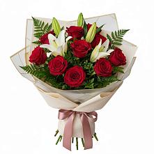 Букет цветов из:  Лилии и Розы в Таксимо
