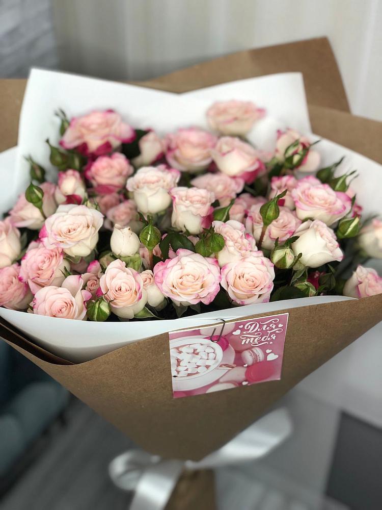 Букет цветов из: Розы в Таксимо