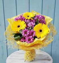 Букет цветов из:  Хризантемы и Герберы в Таксимо