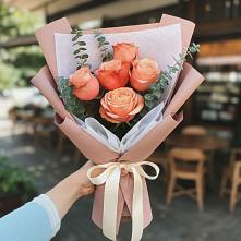 Букет цветов из:  Розы #REPLACE_PRED# Таксимо