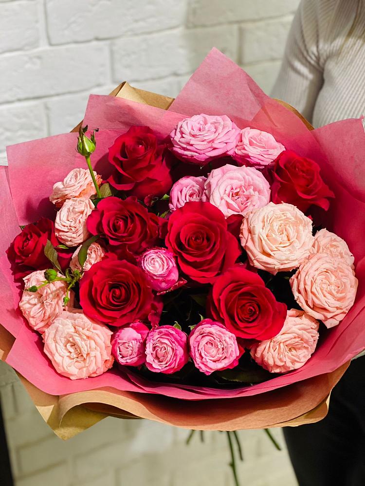 Букет цветов из: Розы в Таксимо