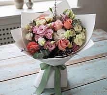 Букет цветов из:  Розы, Лизиантусы и Гвоздики #REPLACE_PRED# Таксимо