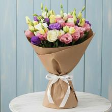 Букет цветов из:  Лизиантусы в Таксимо
