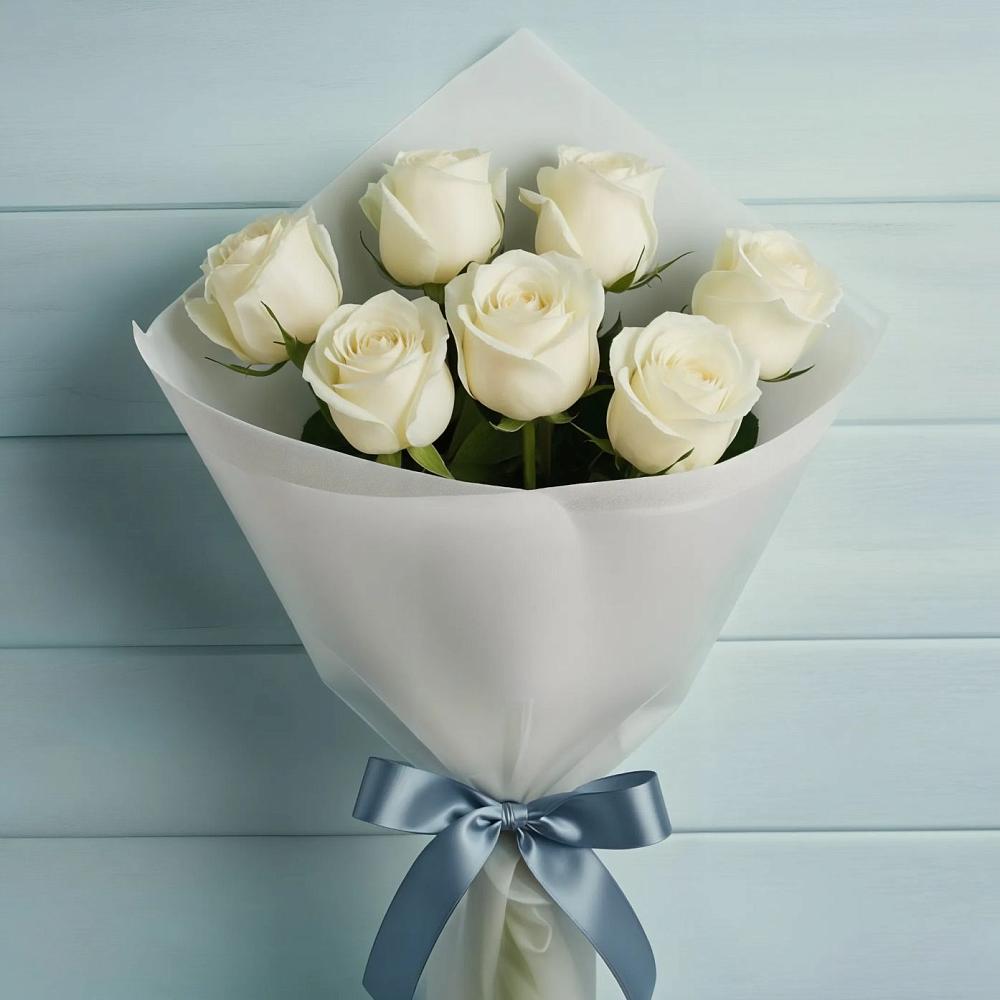 Букет 7 Белых роз Эдлесс Лав в Таксимо